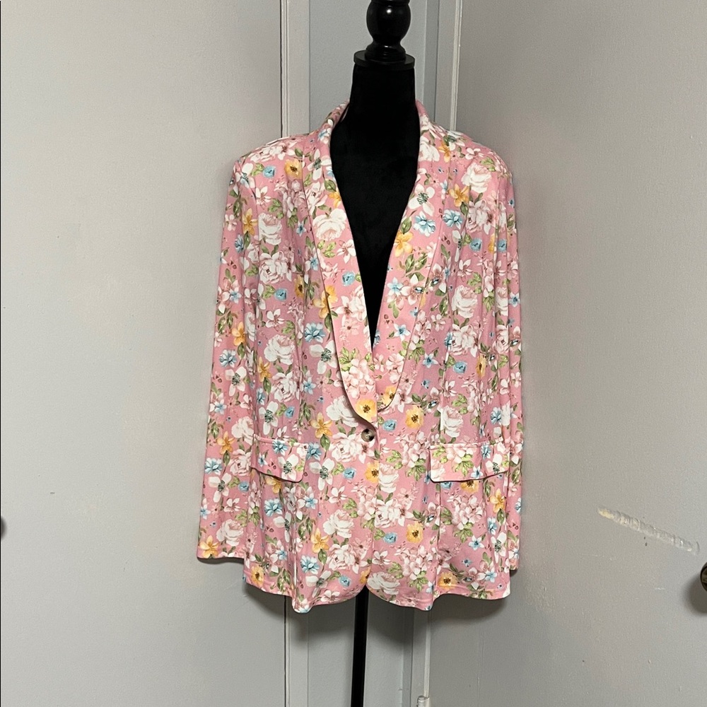 SHEIN Floral Pink Blazer